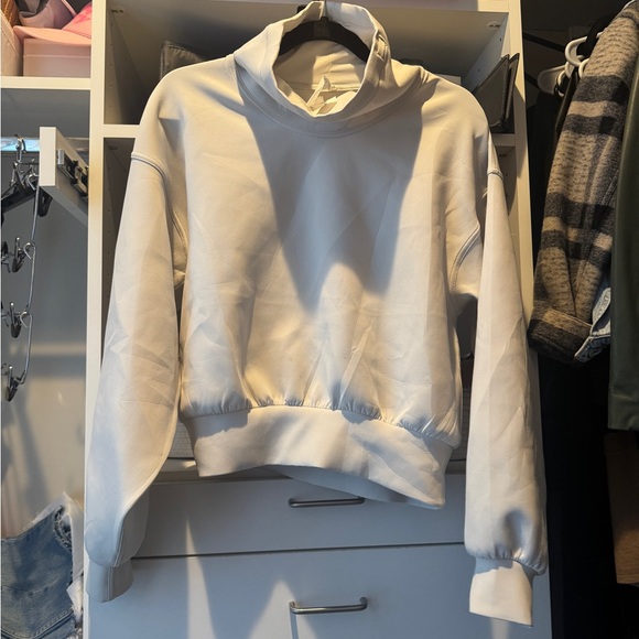 Lululemon Full Flourish Pullover - Picture 4 of 6